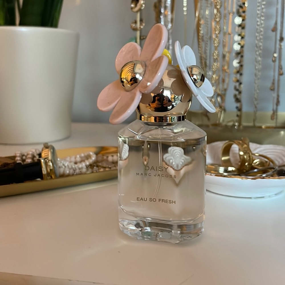 Marc Jacob’s daisy perfume